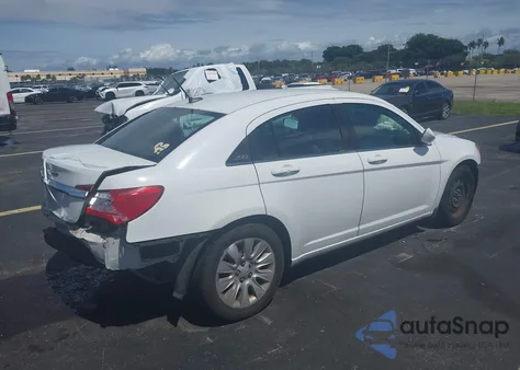 2014 Chrysler 200 Lx из США, поврежденный, VIN 1C3CCBAB1EN141089